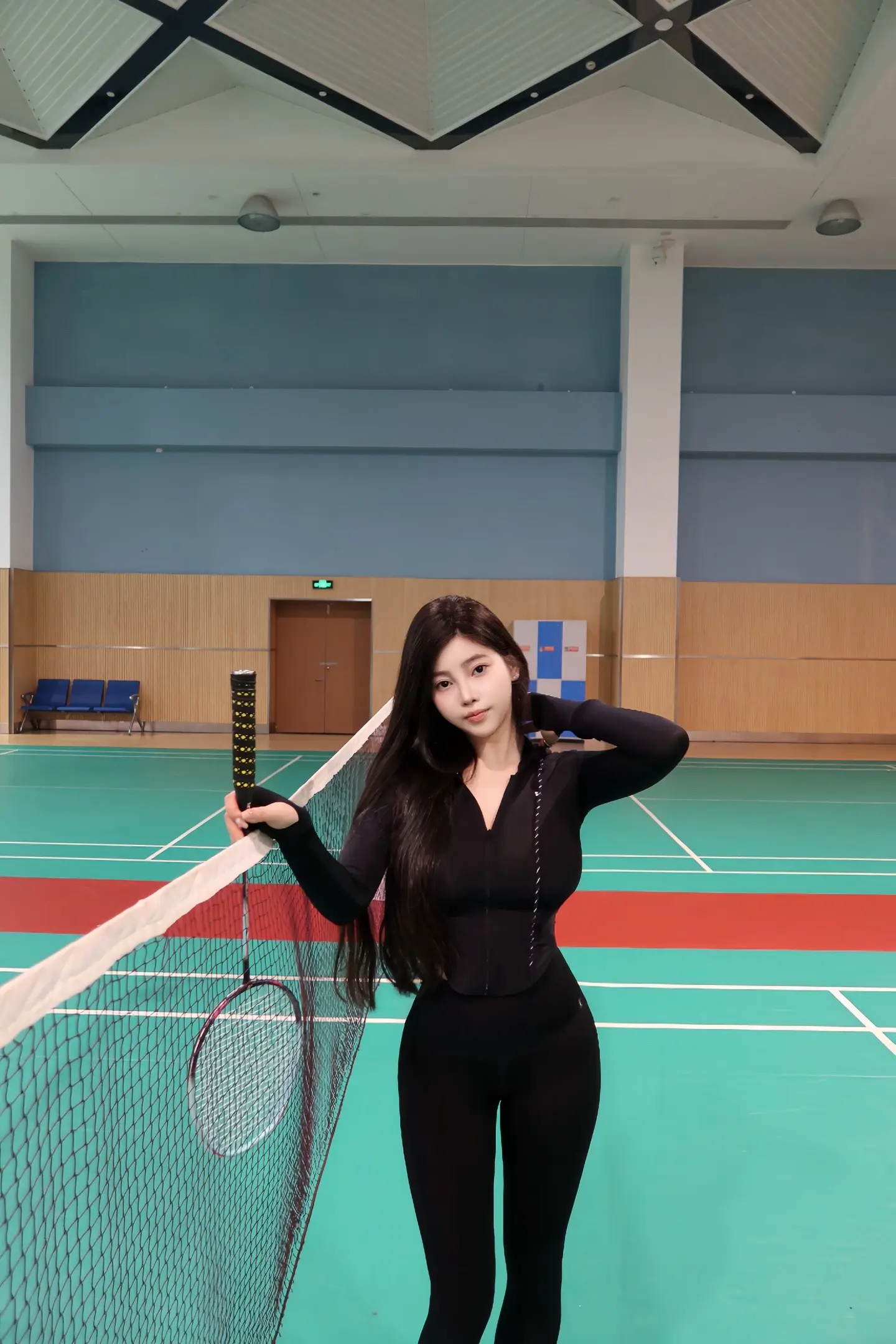 等我攒够了六便士 就去找月亮。 