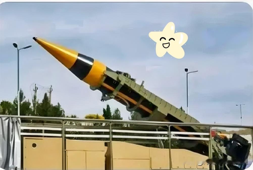 彻底看懵！美以炸39天白忙活，伊朗直接把导弹拉上德黑兰街头！
 
美以联合空袭伊