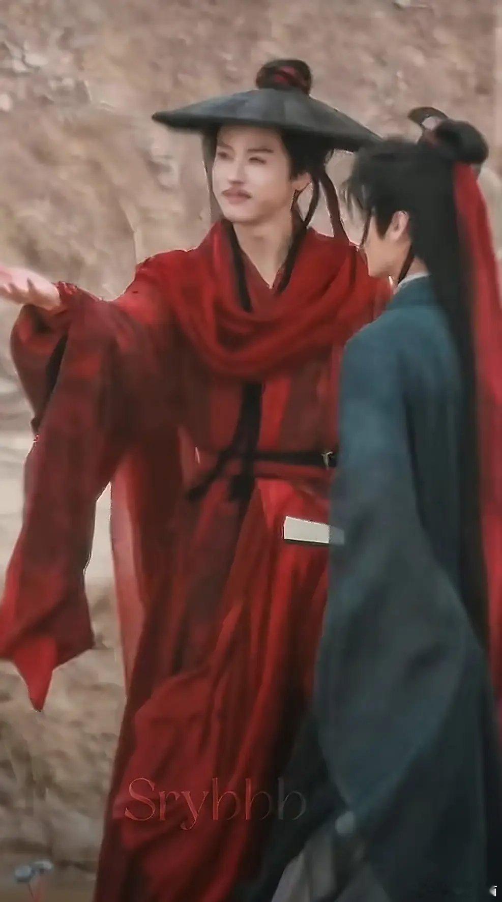 新版陆小凤和花满楼的造型和旧版相比你们觉得谁更好呢 