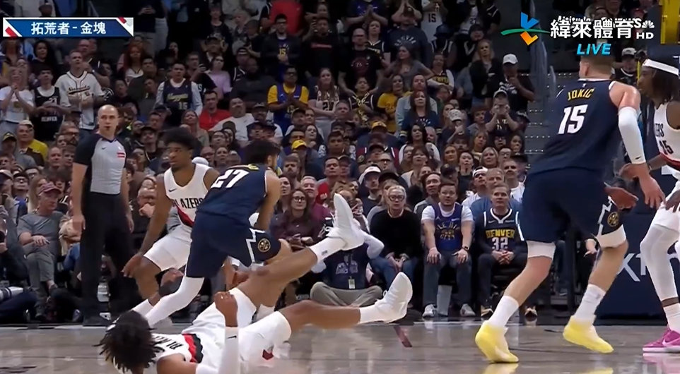 你矿不是第一次打拓荒这个遭遇了，甚至不止是你矿打他拓也都是这么个遭遇。。。开拓者