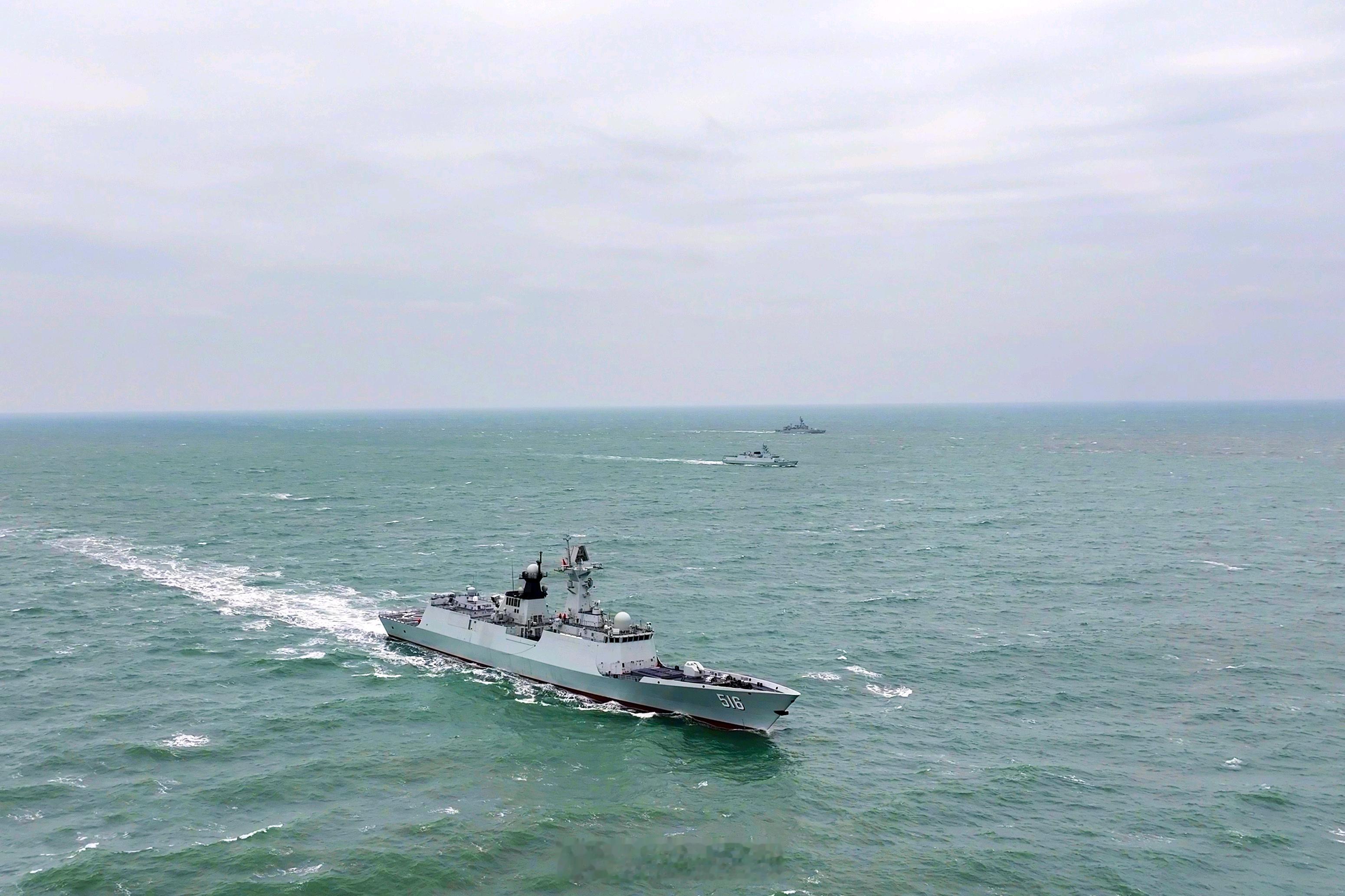 516淮北舰   （解放军报） ​​​