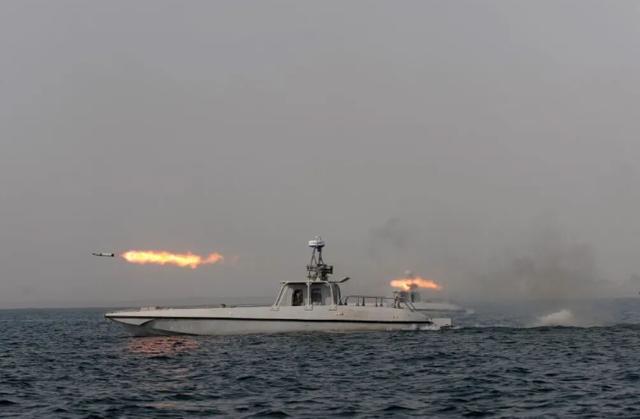 联合国炸锅，以色列拍桌质问：中国船凭啥能过？现场反应太意外
就在4月19日，以色