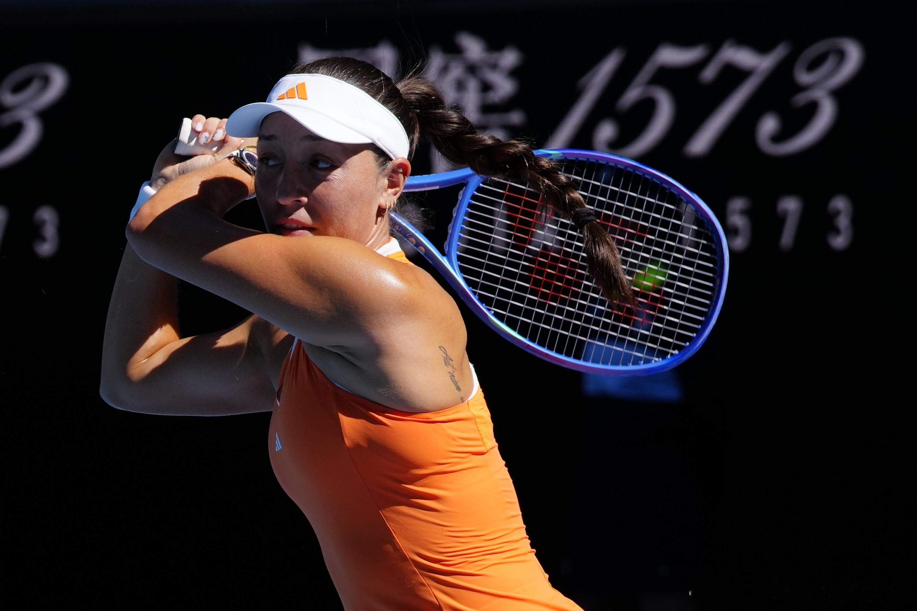 佩古拉横扫晋级 撞凯斯？佩古拉6:3，6:2横扫谢列赫梅捷娃🇷🇺，和凯斯会师