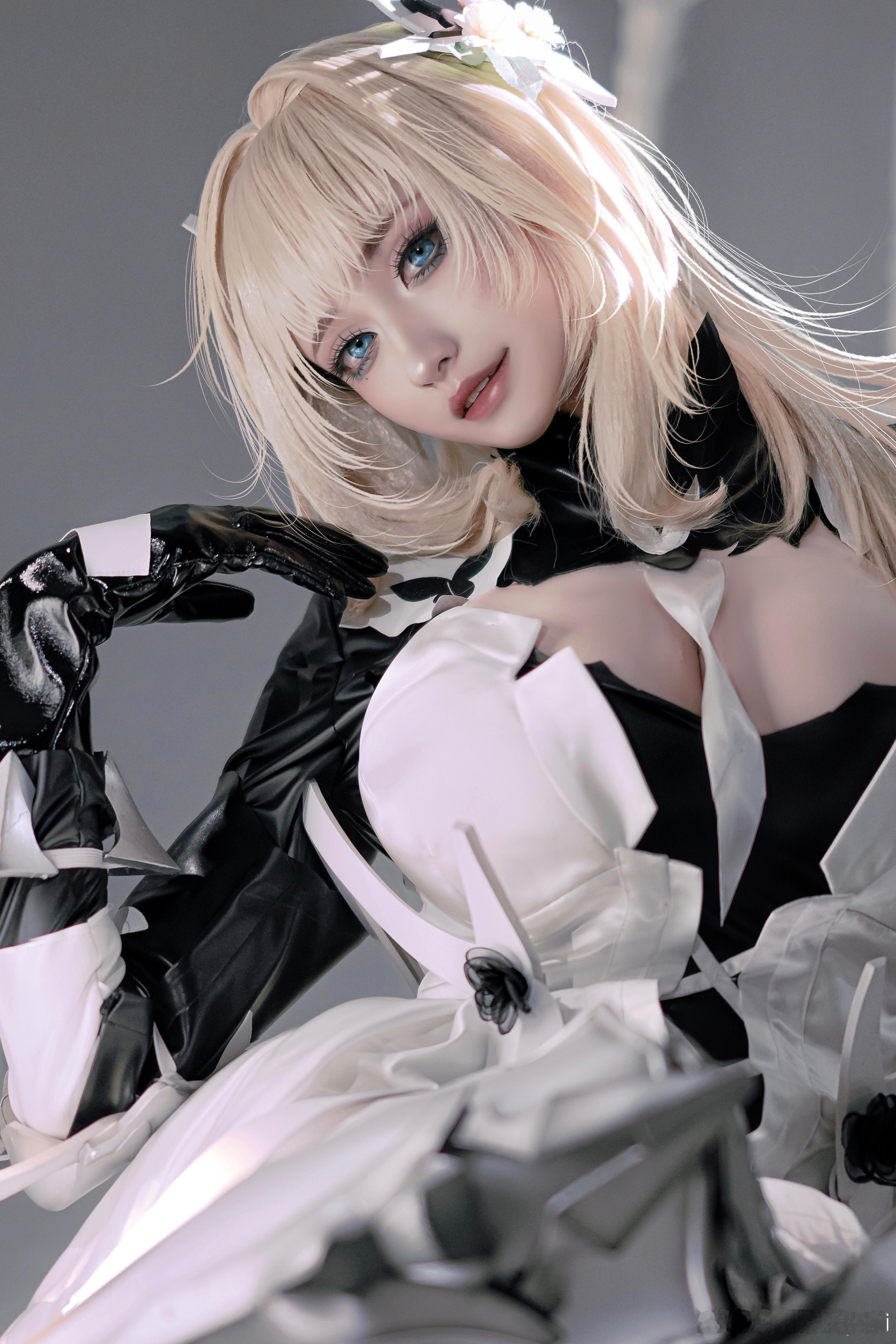 【写个置顶】cn几何为爱发电的coser，多年二次元+游戏宅。坐标北京/西安～新