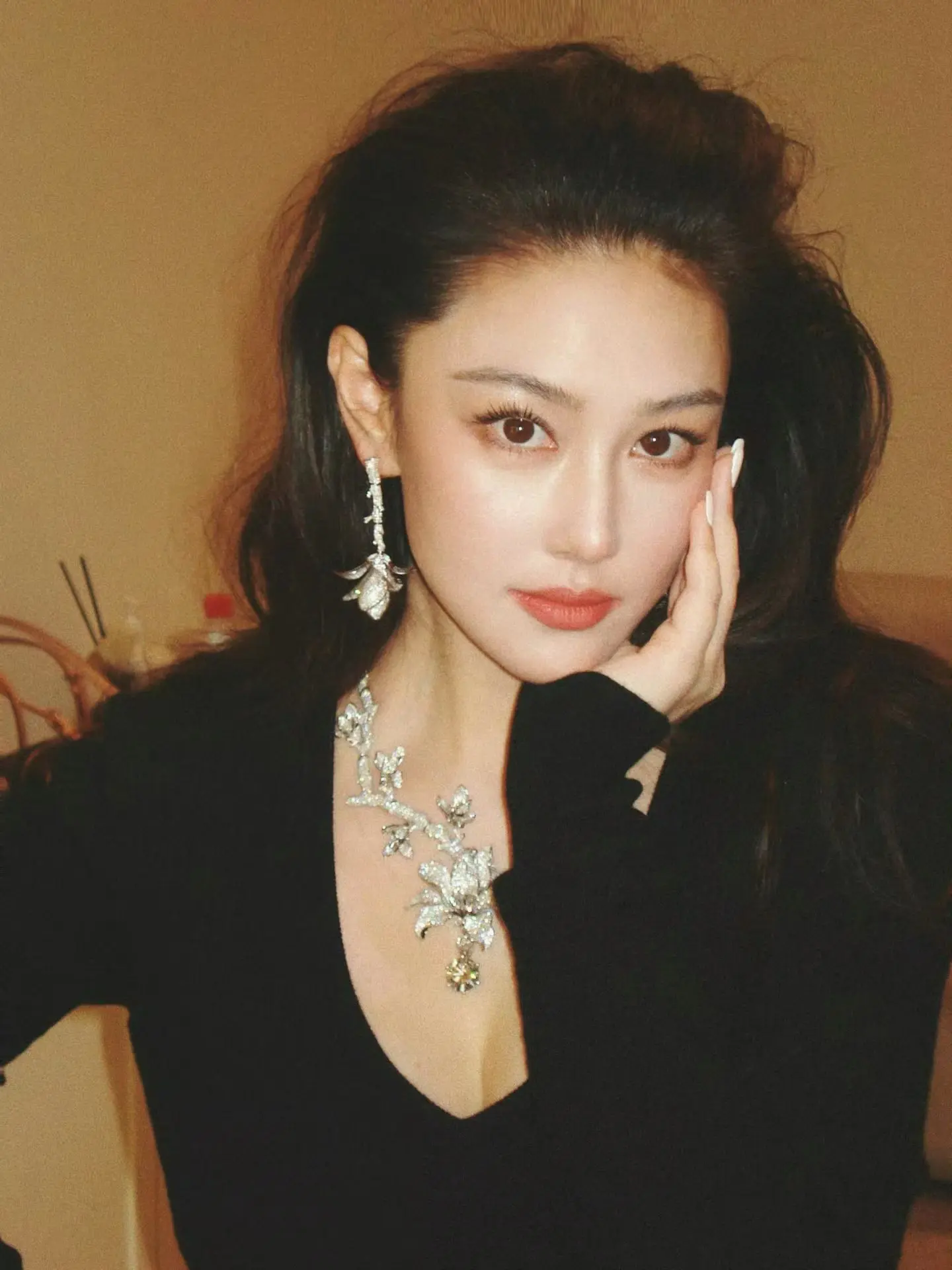 张馨予｜随拍。这个滤镜很复古