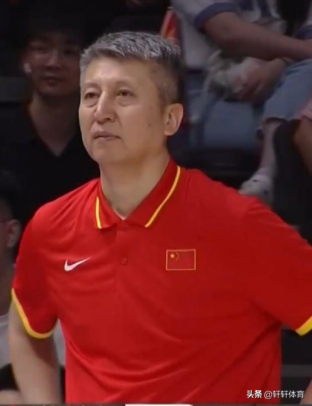 92-74中国男篮世预赛以18分的优势战胜了中国台北男篮，最终中国男篮成功的进入