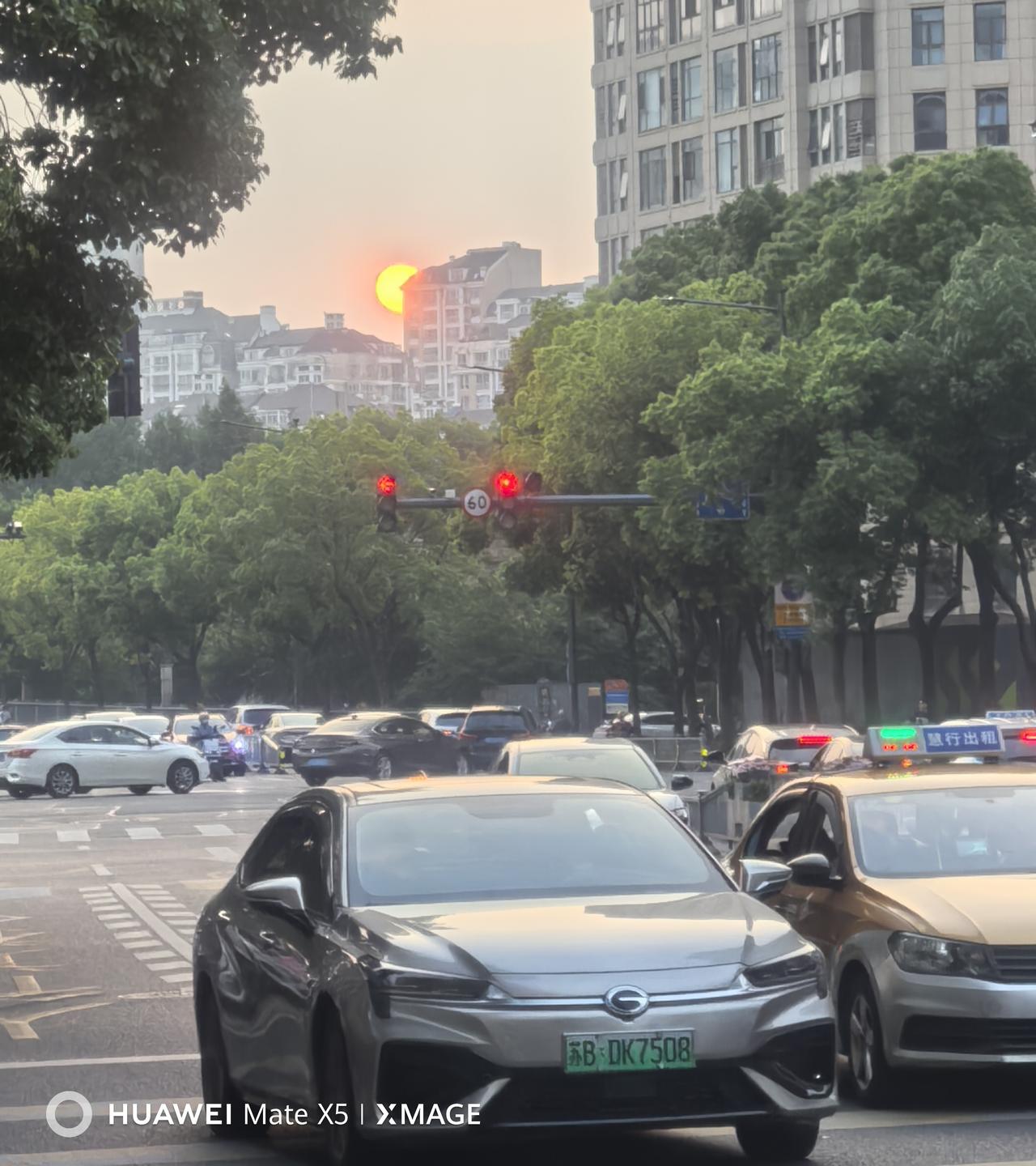 发一张图片，让我猜出你在哪里拍的