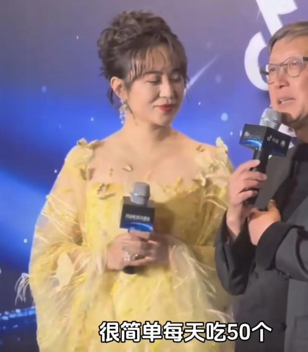 马丽为拍电影胖了15斤，就因为导演需要丰满可爱的藏姑娘，马丽就每天吃50个饺子，