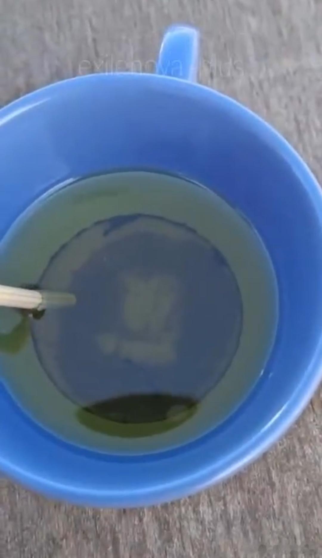 俄罗斯继续生产使用有毒害及会损坏车辆的被禁止的劣质油！加了这种油对车辆破坏非常严