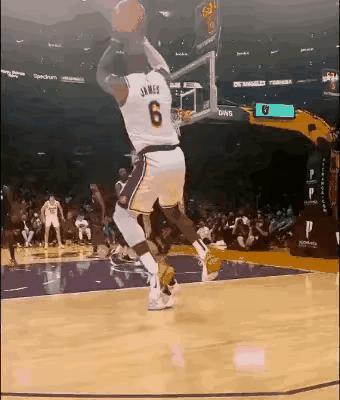 跳投美如画，老詹说第二没人敢说第一
这可是招牌动作，也是专属技能