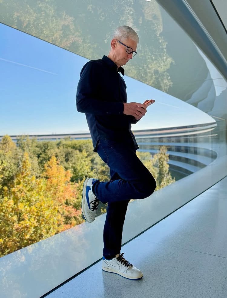 早上好你的手机戴壳嘛？ 