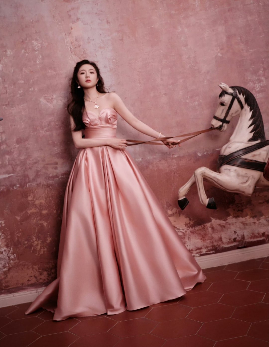 啊啊啊啊今天出图这么快，李兰迪公主今天未免太漂亮啦！ 