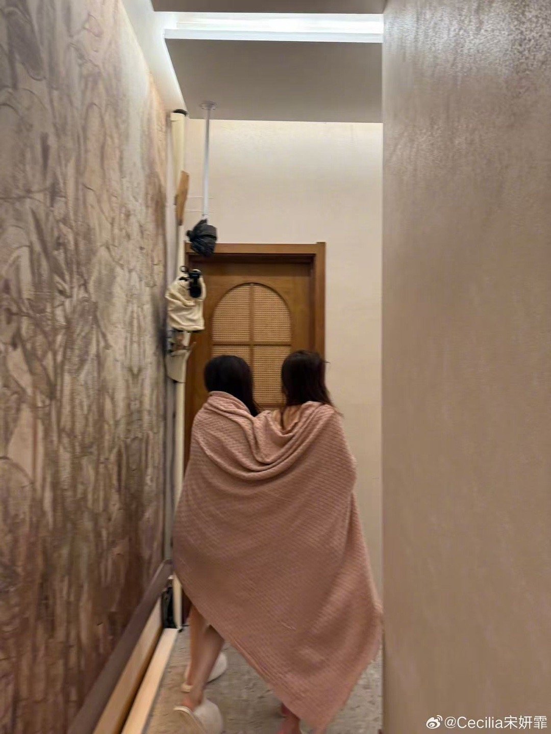 宋妍霏 不同视角的姐姐们这个世界不能没有女孩子，会感觉到了和女孩子们在一起是一件