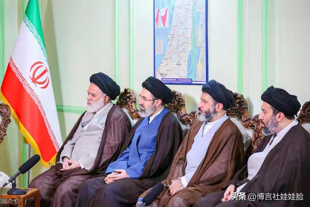 穆杰塔巴一些活动照片，那时他还不是最高领袖，还体会不到战争的苦。