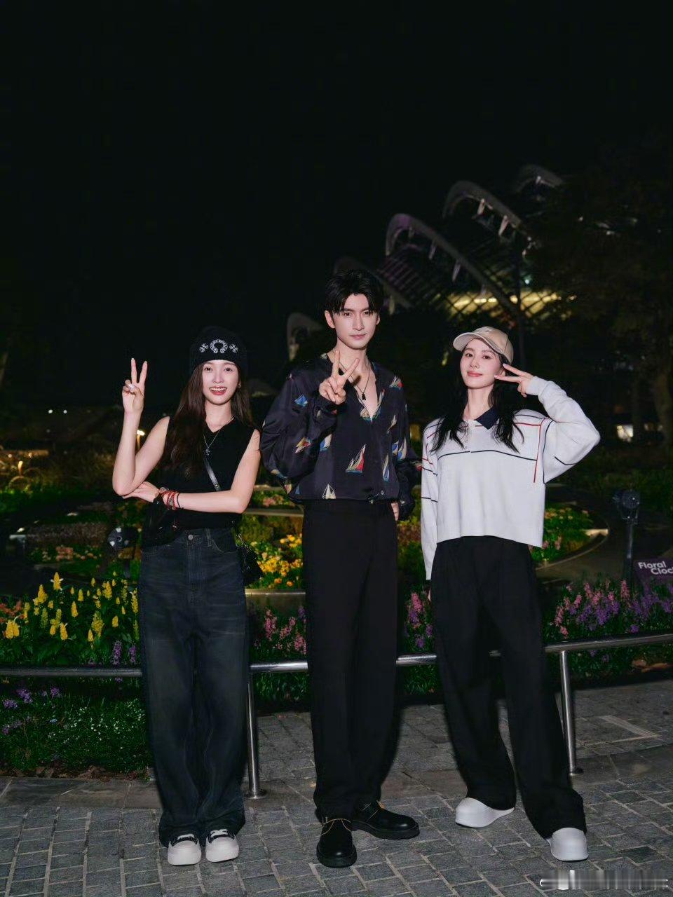 张云龙再次见面刘诗诗张云龙吴宣仪翟潇闻再次见面张云龙再次见面啦！期待下次再见，淮