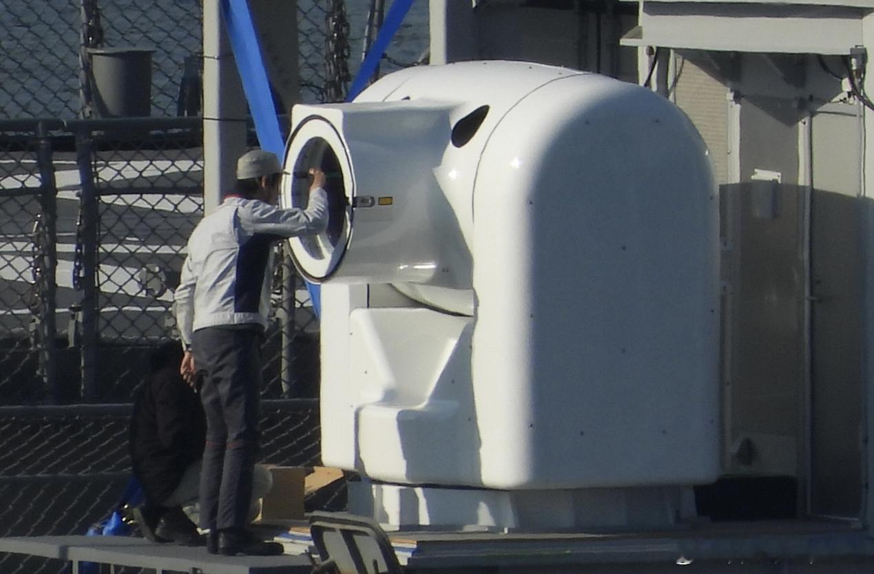 日本政府将在年内修改三份安保相关文件，其中内容拟写进为应对大量无人机攻击而强化防