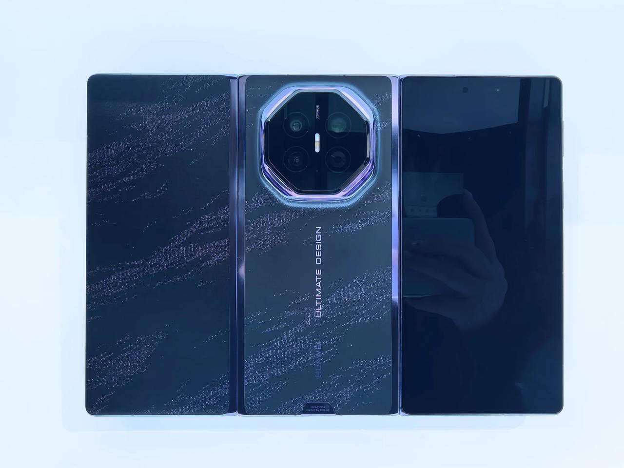 新一代华为三折叠，Mate XT2非凡大师不仅有全新设计，还首发麒麟9050 P