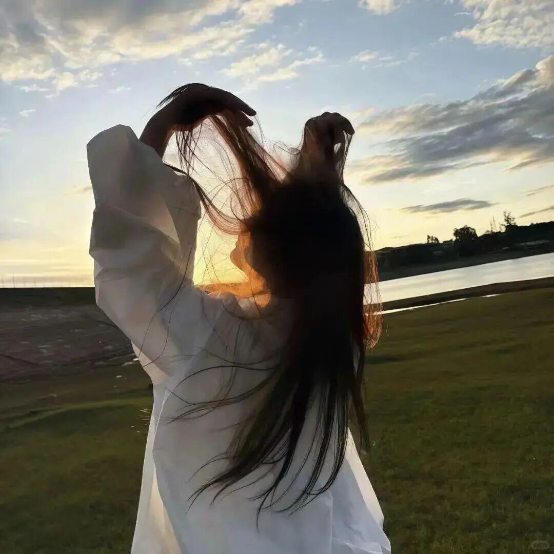 𝙎𝙞𝙢𝙥𝙡𝙚 𝙅𝙤𝙮𝙨  💫烦恼丢边边 快乐叠圈圈 