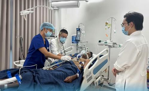 3000美金换不回逝去生命，一群印度人海岛之旅转瞬沦为悲剧，越南富国岛快艇倾覆，