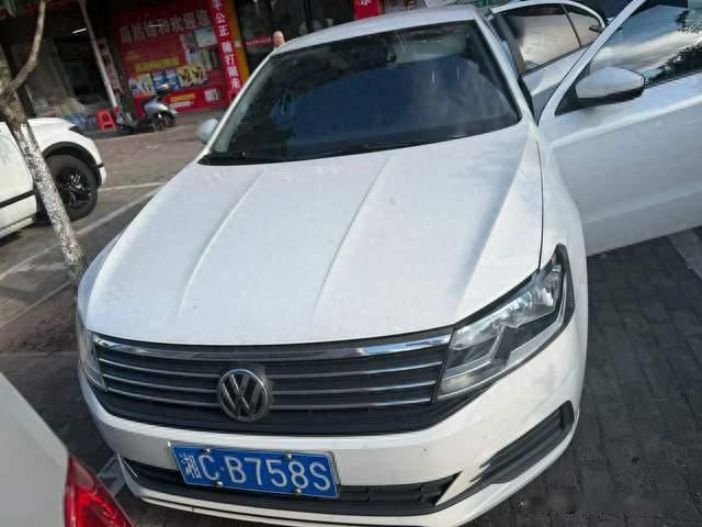 预算10万买车别盯着SUV不放！这5款家用轿车，性价比高