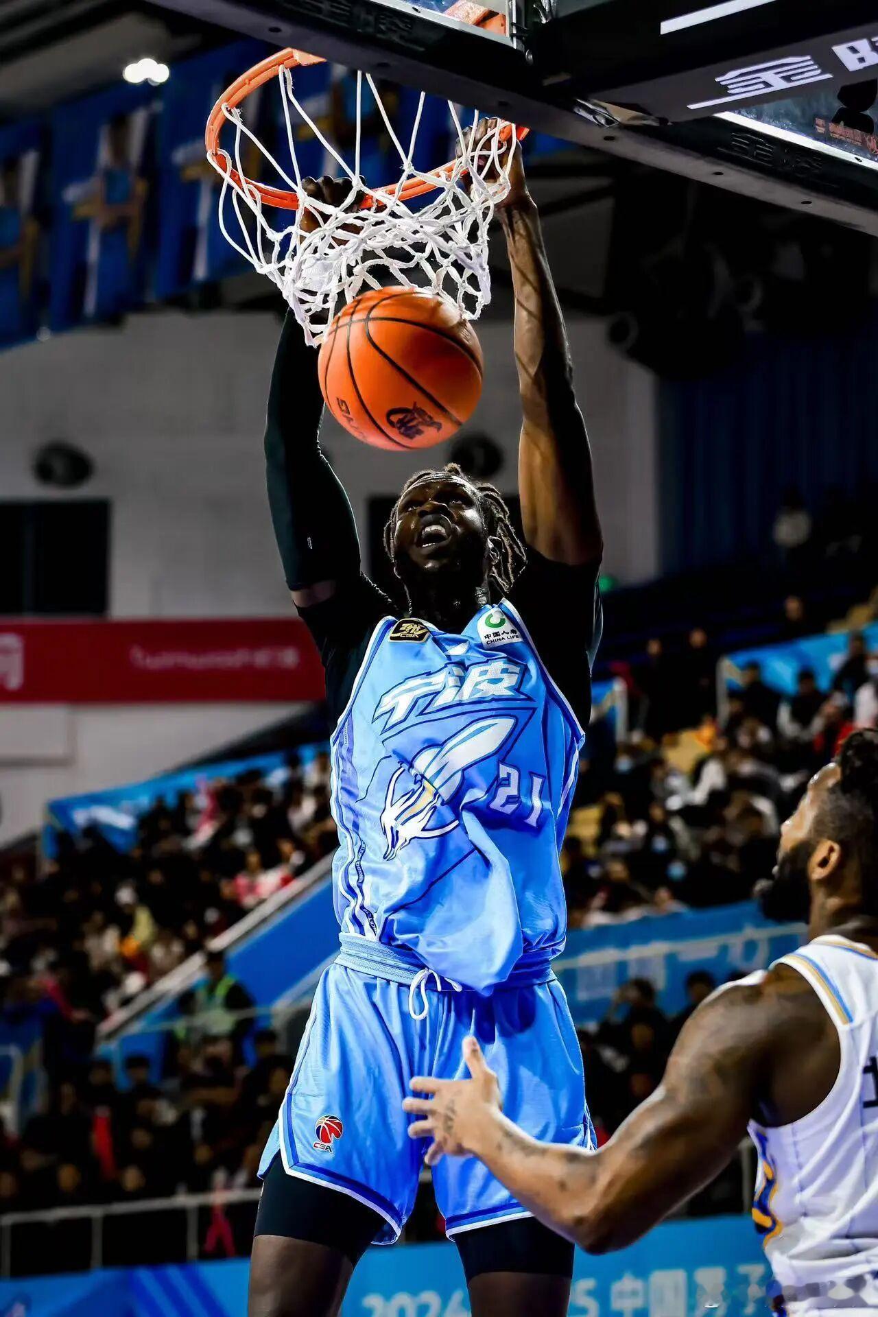 据我了解，北京首钢将签下马帝昂。上赛季他效力宁波队，不到20分钟时间里场均12分