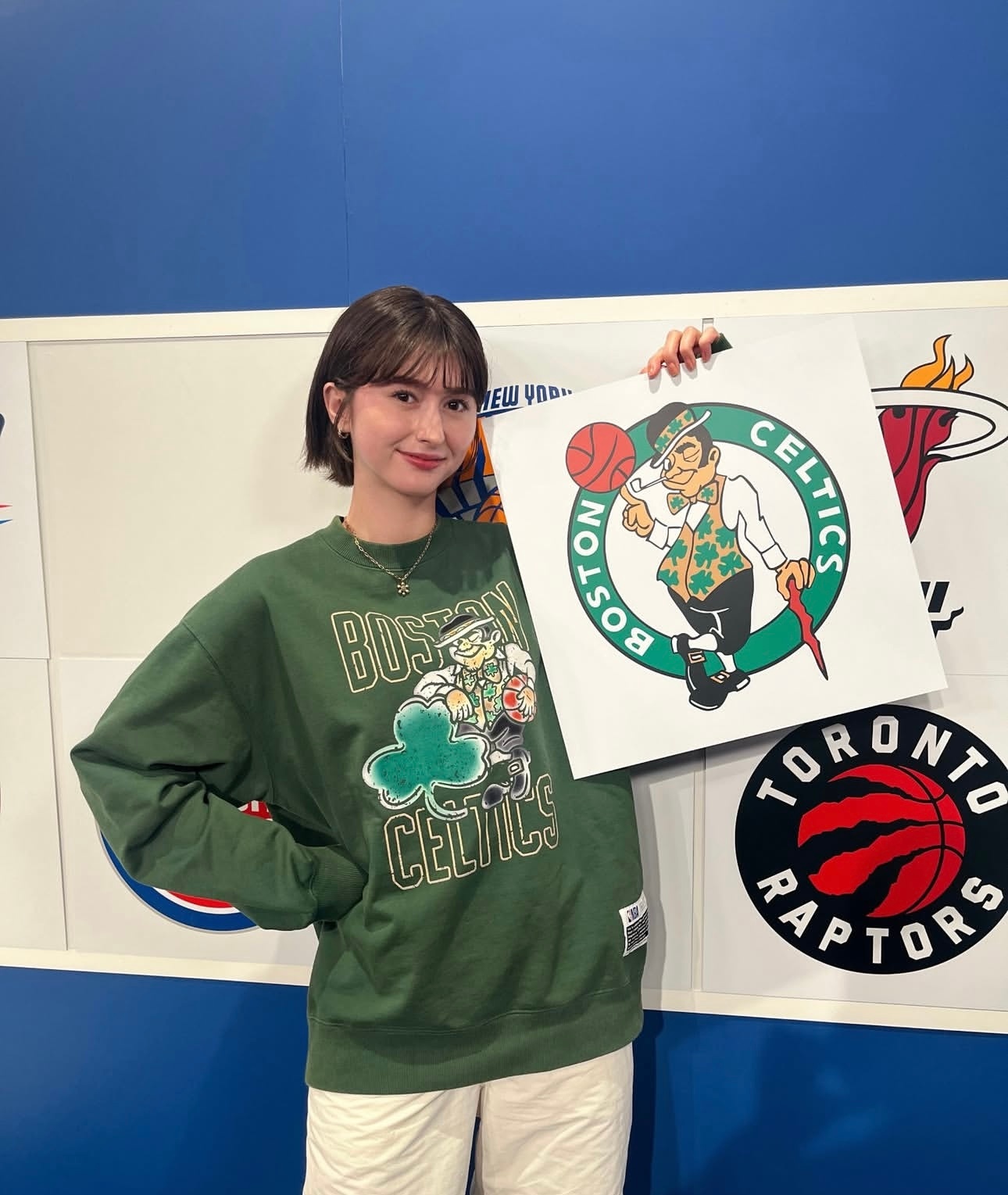 篮天下 NBA日本流媒体助理MC菜波の，卡哇伊~Images via nanam