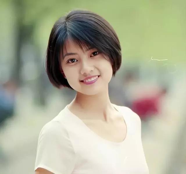 高圆圆＞从小美到大