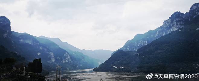 江南的秋天过于潦草，秋装感觉都可以省略。就像这行情一般，等大家都看出来...