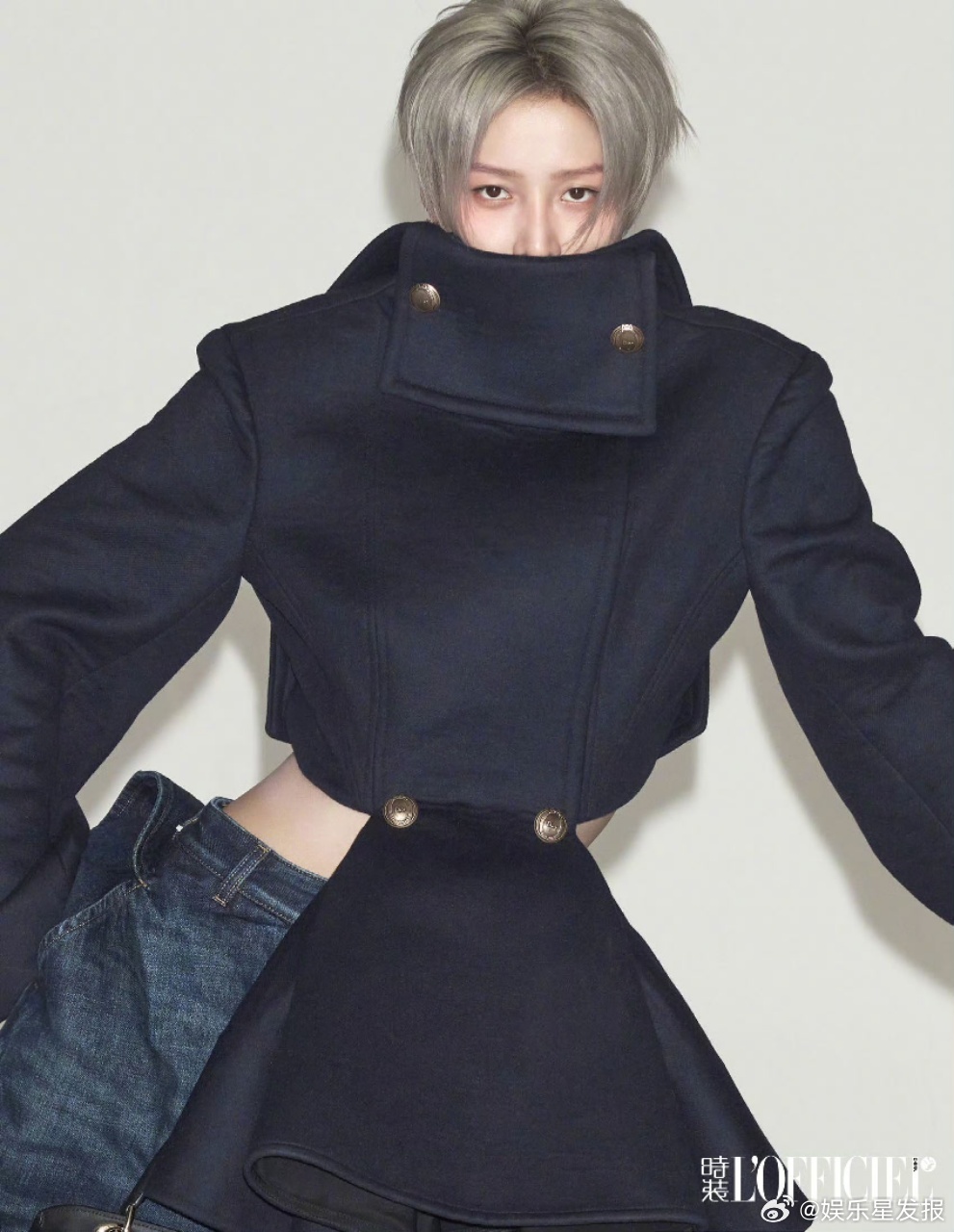 于适刘雨昕田栩宁丞磊F1大赛预告 一边是速度与激情的F1大赛，一边是充满氛围感的