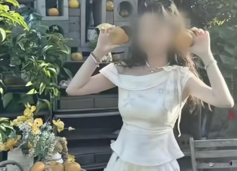 最后的监控画面流出，25岁中国女孩的遭遇，让人无比揪心
 
一则令人痛心的消息牵