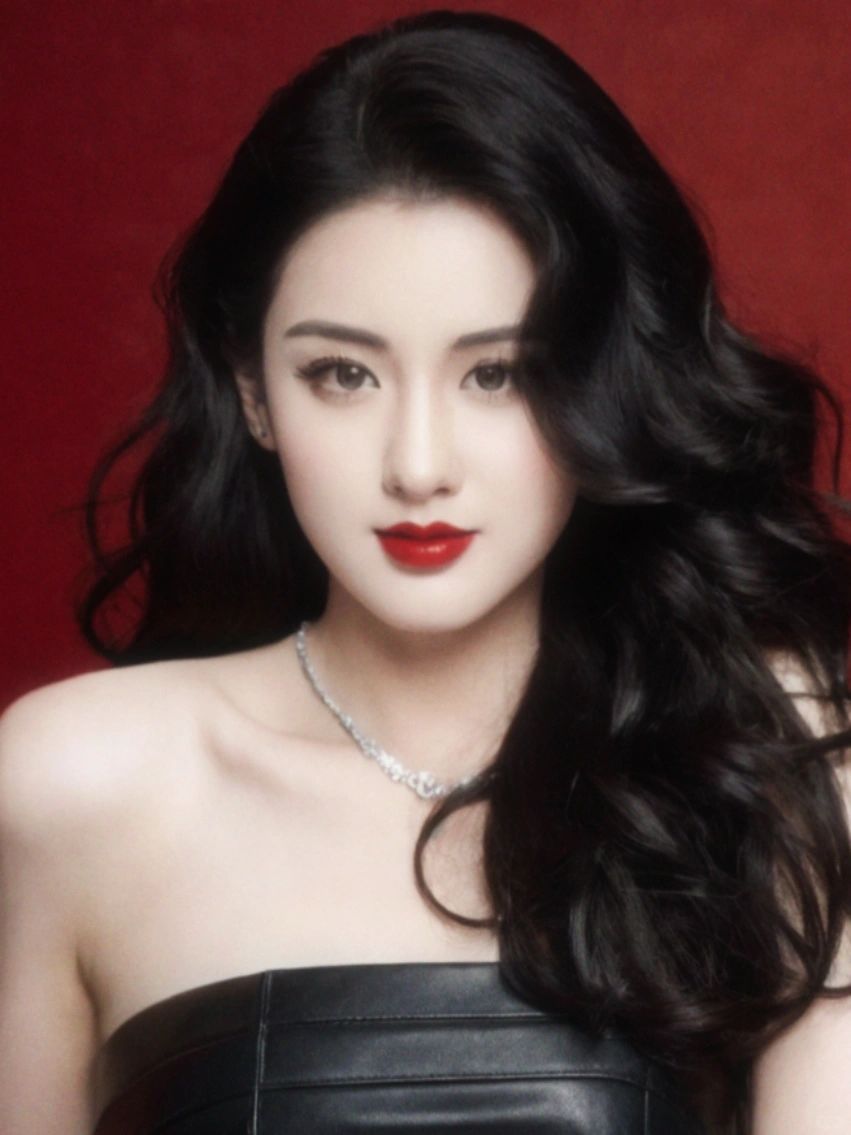 新年新look｜红与黑