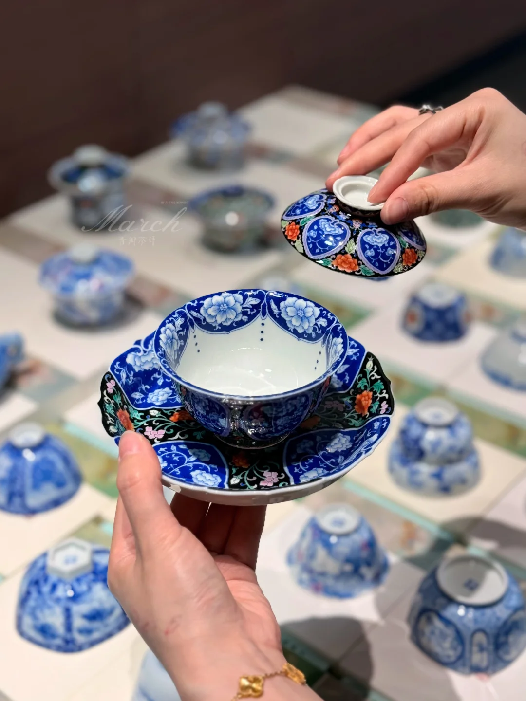 仙鹤衔瑞，繁花呈祥
