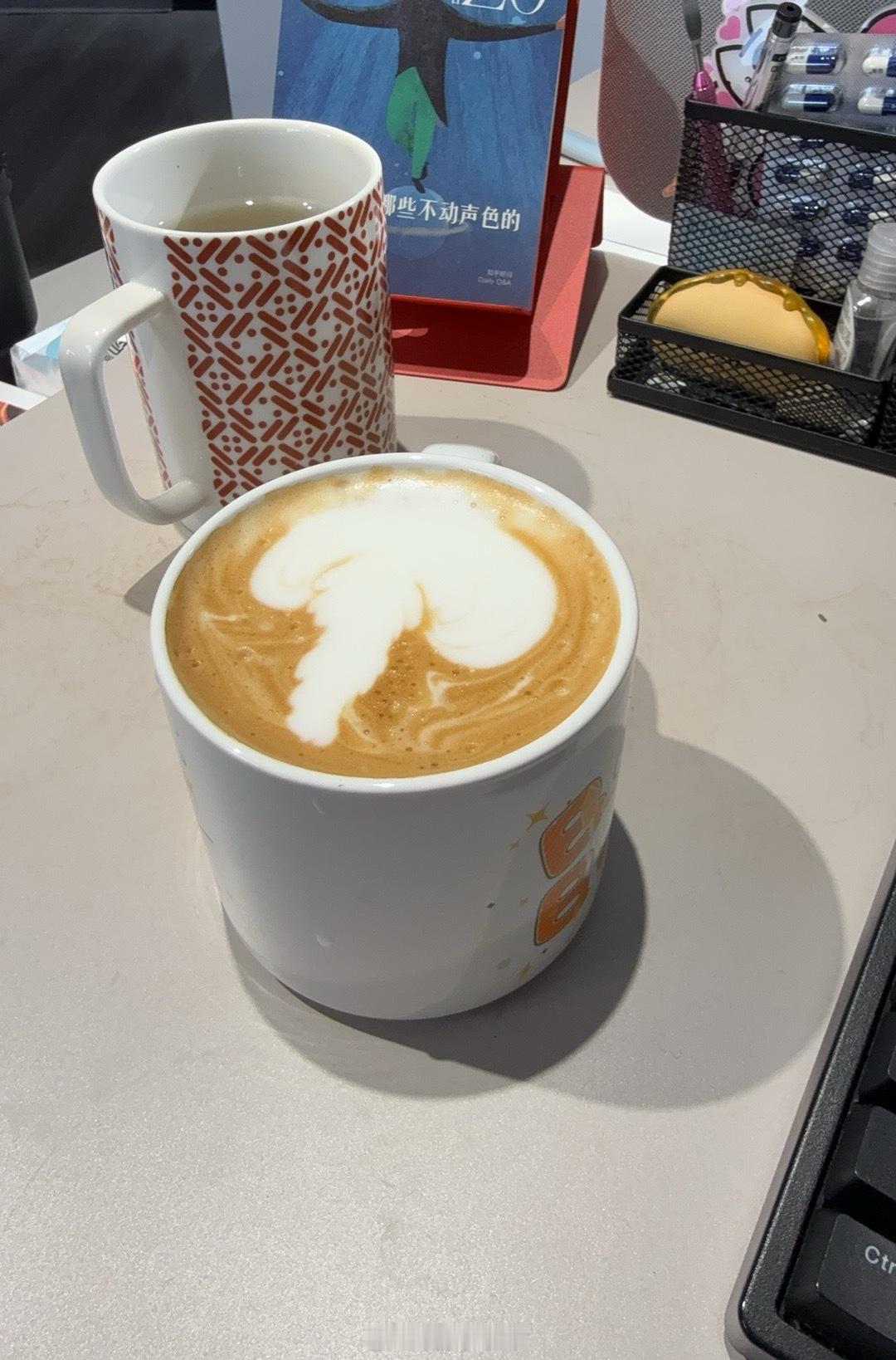 我是真的想拉成郁金香来着… 