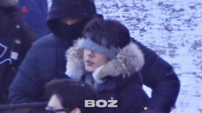 肖战最新蒙眼路透肖战蒙眼神图 肖战小城良方雪天蒙眼，破碎感与苏感并存，神图预定 