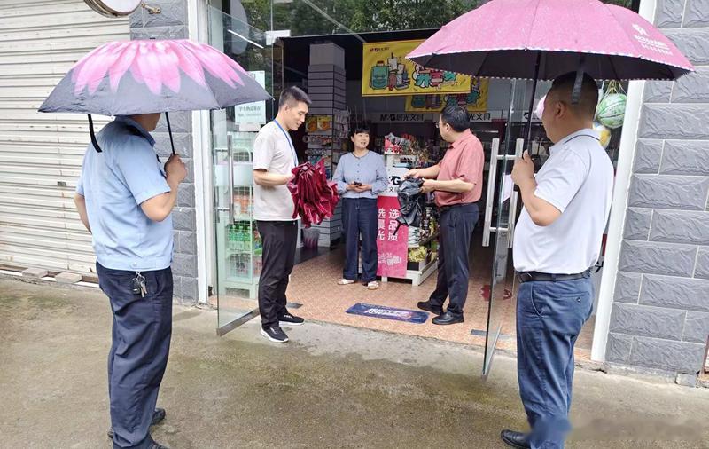 房县校园 房县实验中学：警校联动同心护航中考学子静心备考校园房县十堰爆料 房县新