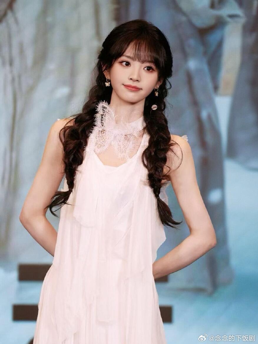 田曦薇下部或将出演新丽【我欲乘风】铃萝，重生一世，在死对头越良泽的影响下，带领所