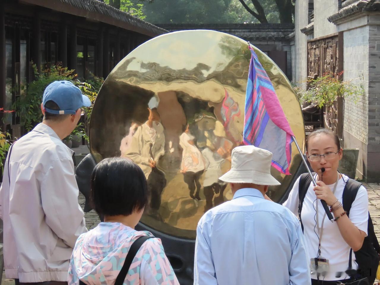 重阳节，游慈城古县衙
看铜镜