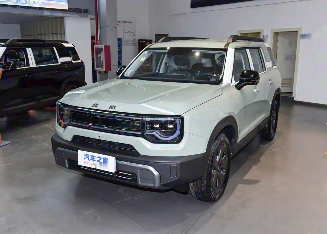 2026款北京越野BJ30旅行家上市：8.39万起售，燃油/混动双动力覆盖轻越野