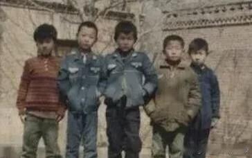 时隔半生，仍忘不掉童年那场无端欺凌！

      一晃就四十多年过去，我也早已