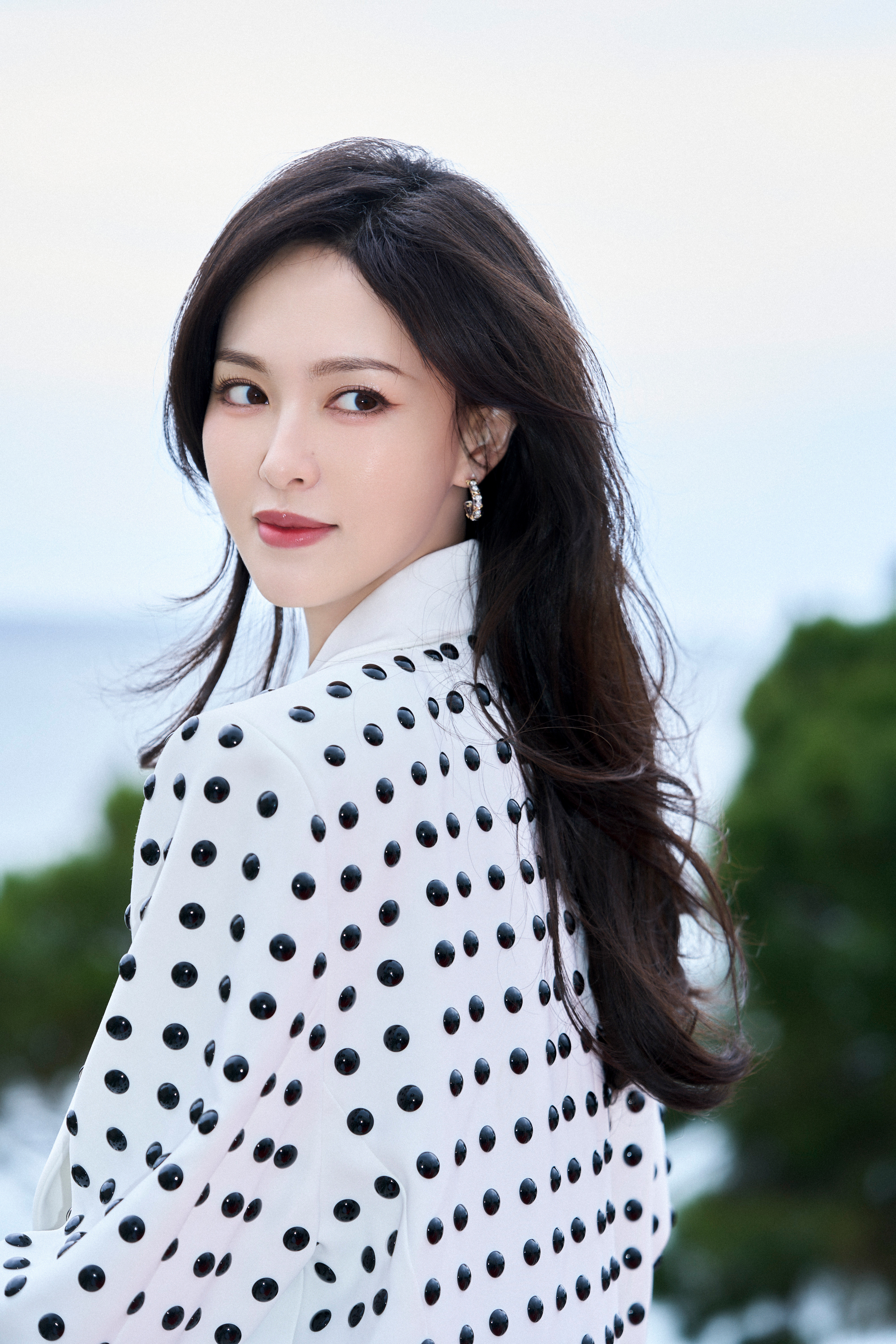 都市剧《独身女人》预计于6月开机。演员搭配和制作班底都不错，新丽+原著亦舒+白玉