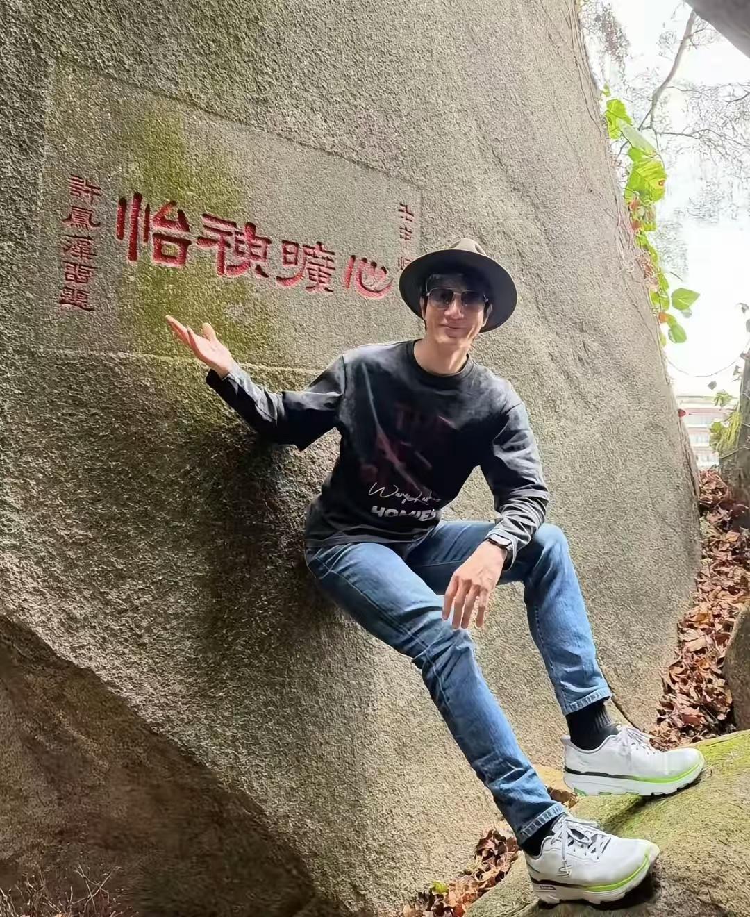 王力宏的前妻看了估计要后悔死！

11月4日，王力宏发视频说他去了厦门虎溪禅寺，