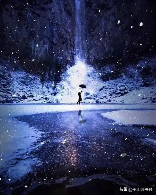 不知道你有没有这样的经验：
在梦里是无法顺利使用手机的。
拨号总是无法完成，AP