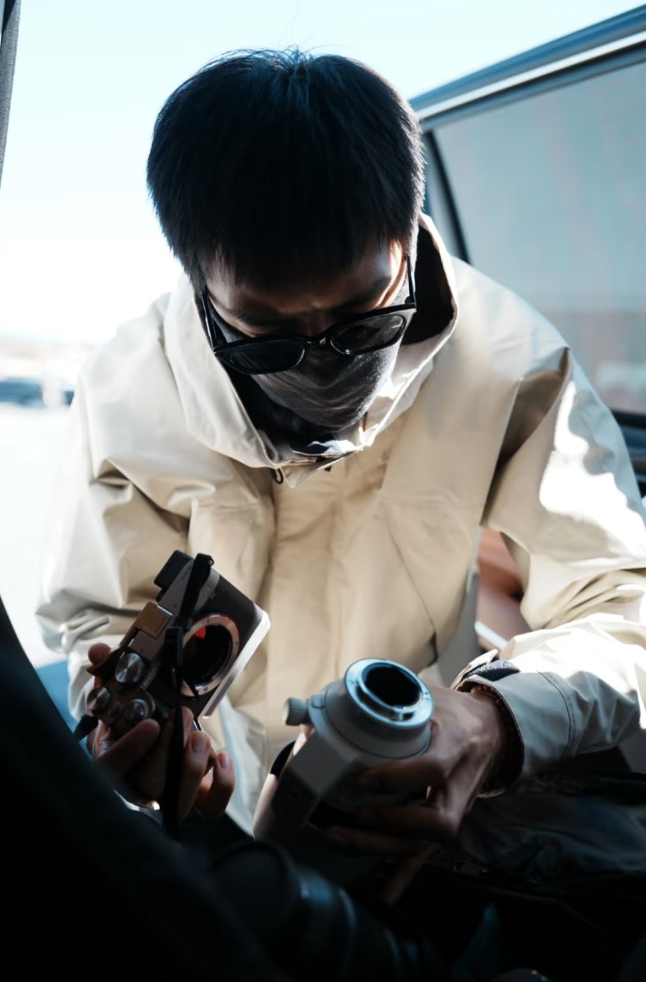 李现很有故事感的图～ ​​​