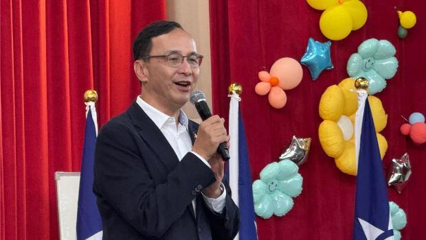 台湾国民党为啥死活不接受“一国两制”？不是不谈统一，而是担心台湾一旦被定性为地方