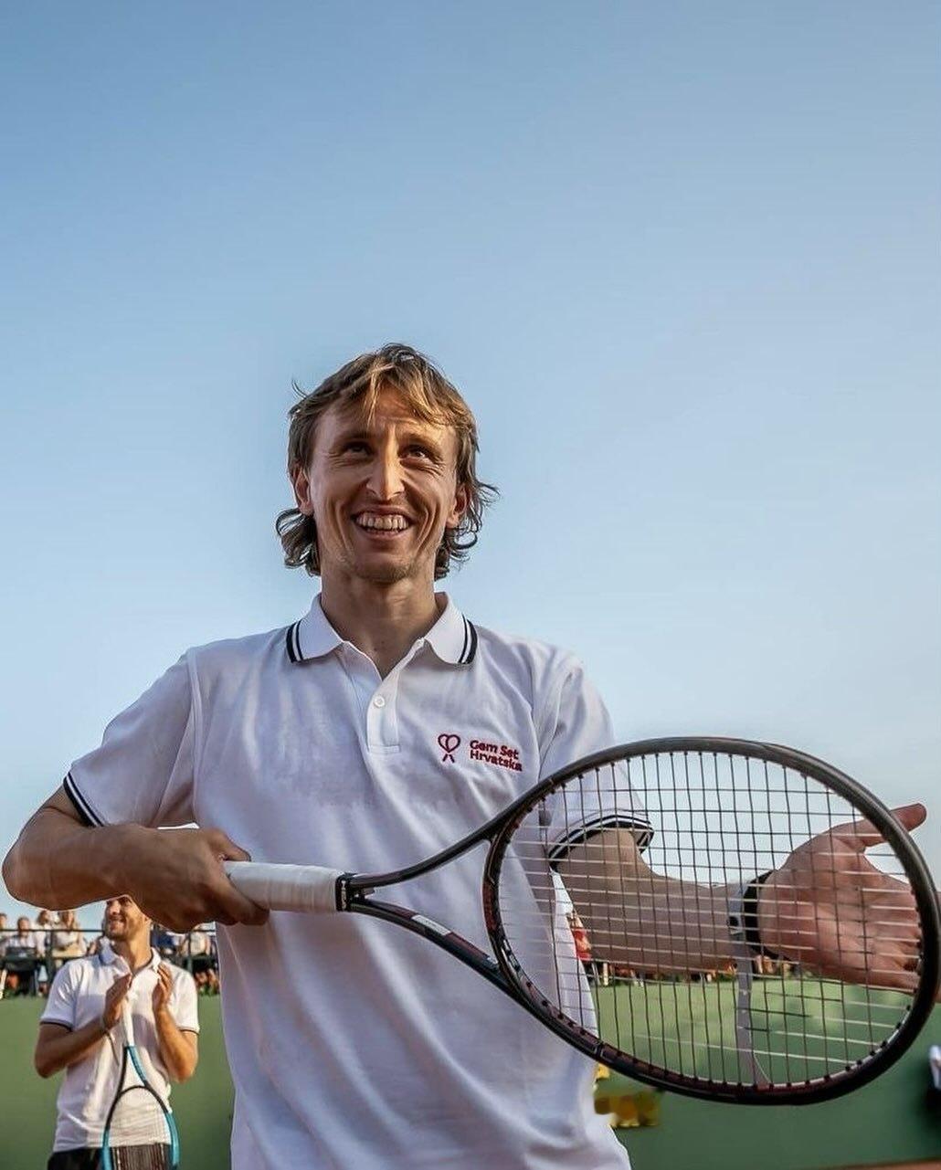 【🎾】 世界杯 度假期间的魔笛。🇭🇷 