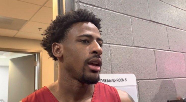 消息源: 目前有CBA北区球队正在与新西兰破坏者男篮后卫，以赛亚布罗金顿接触。c