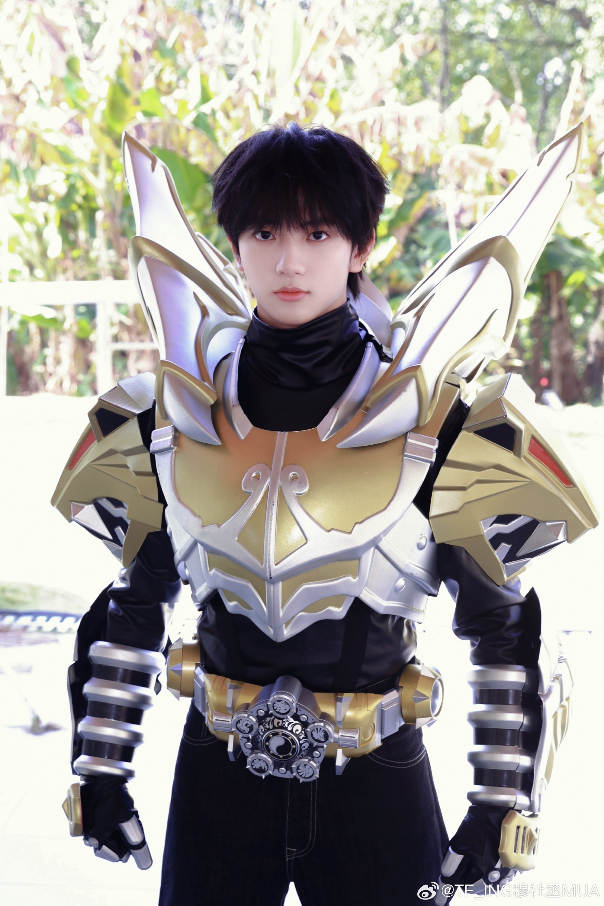 不必身披重甲且不必手执长剑少年自带风骨而温柔且有担当这就是穆祉丞的骑士精神🧡穆