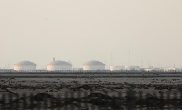 中方拒绝派军舰护航后，美疑似借卡塔尔之手敲打北京，宣布对华天然气断供！3月19日