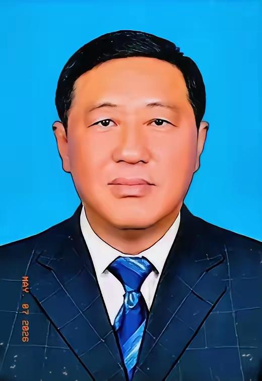 就在刚刚，
界面快讯传来消息，刘俊道被查，翻看他的履历，1962年4月生的他，男