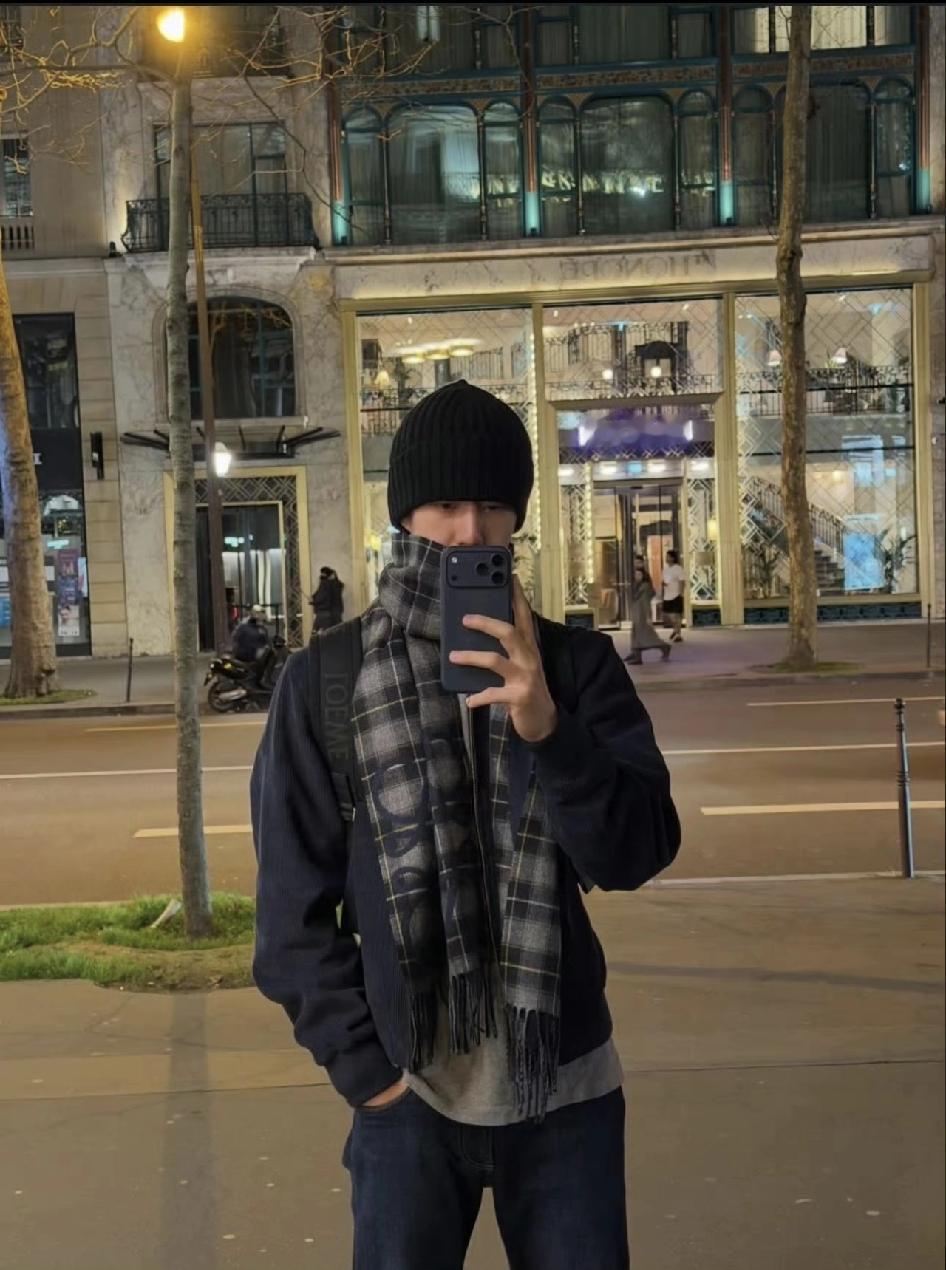 这么嫩的仔！岁月都对他超温柔！一直没变的王一博！王一博